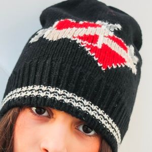 Marc Jacobs Red Heart Beanie